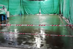 Нанесения полиуретановой грунтовки на бетонную стяжку